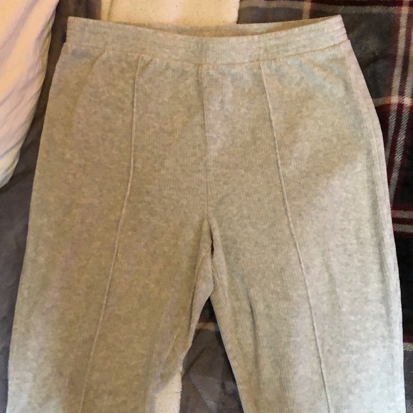 Aerie - Picture 3 of 4